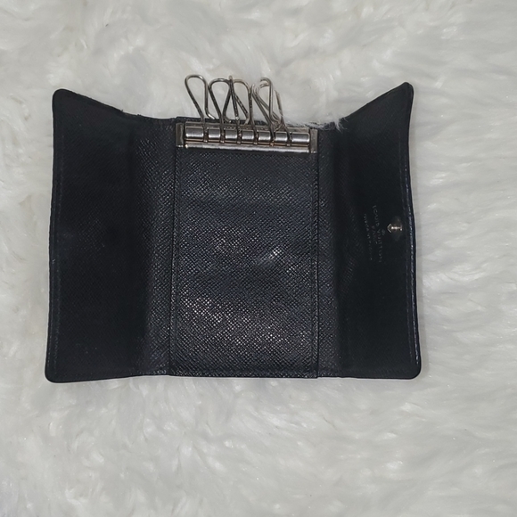 ❗Authentic Preowned Louis Vuitton Keyholder - Picture 4 of 5